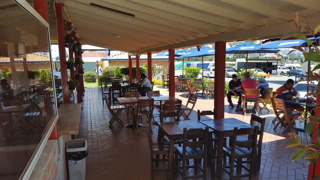 Hostal El Hangar Rionegro Dış mekan fotoğraf