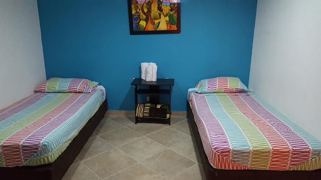 Hostal El Hangar Rionegro Dış mekan fotoğraf