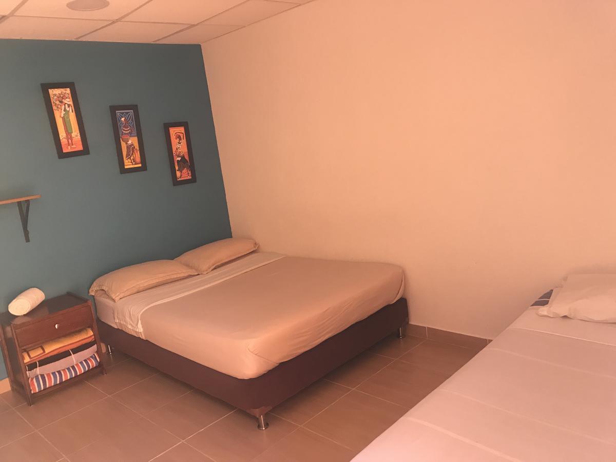 Hostal El Hangar Rionegro Dış mekan fotoğraf