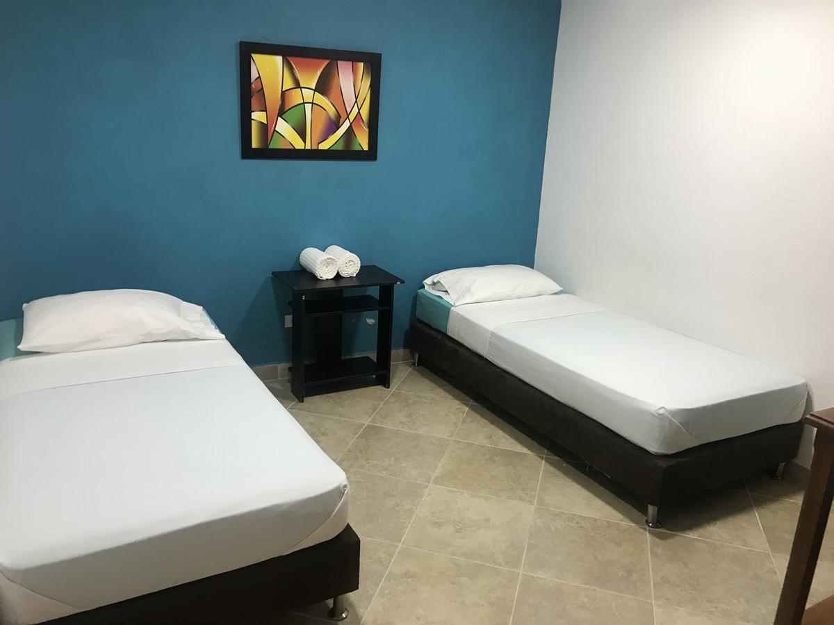 Hostal El Hangar Rionegro Dış mekan fotoğraf