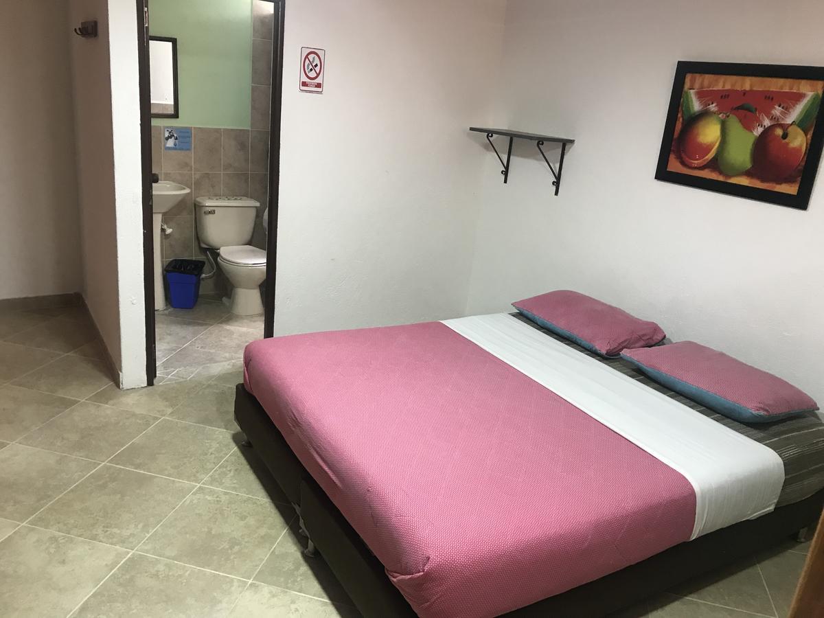 Hostal El Hangar Rionegro Dış mekan fotoğraf